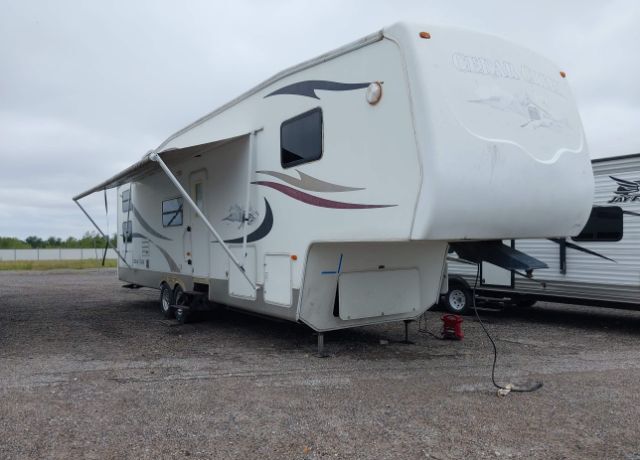 2005 FOREST RIVER Cedar Creek