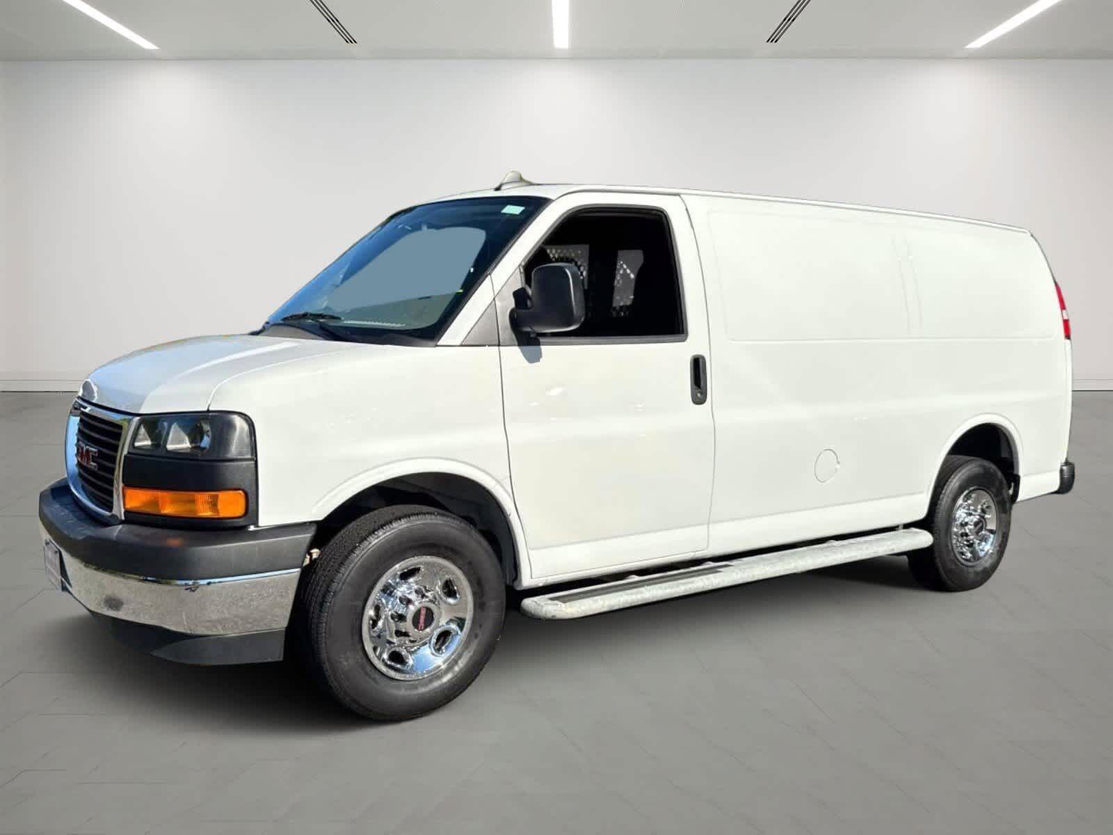 2023 GMC Savana