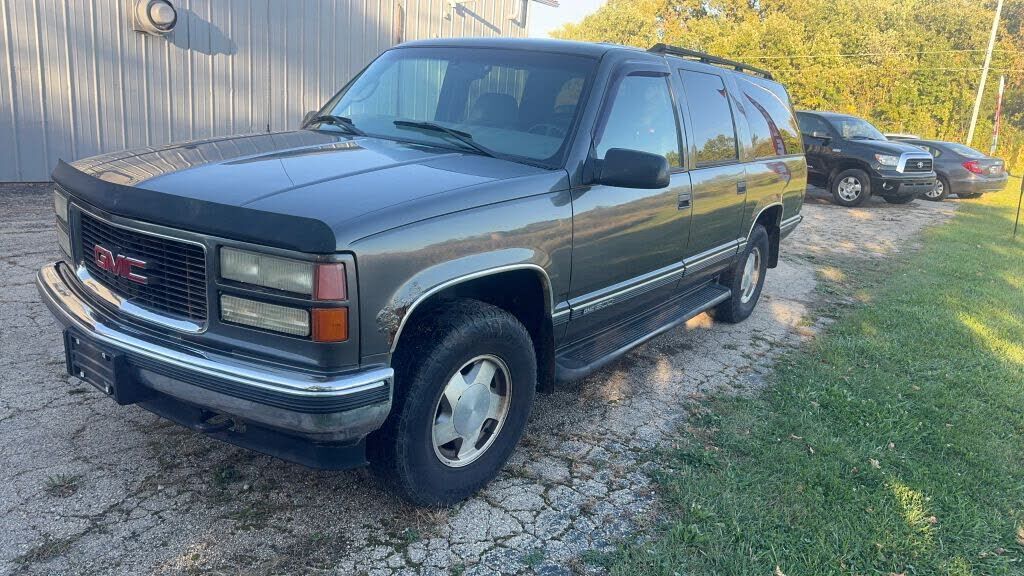GMC Suburban