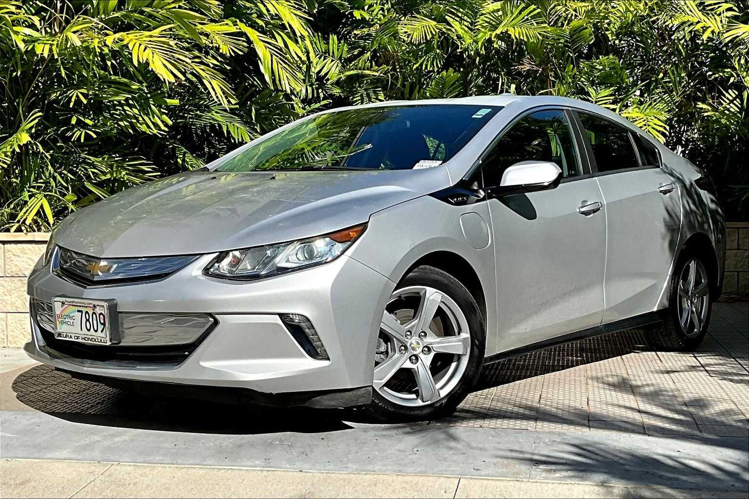 2017 CHEVROLET Volt