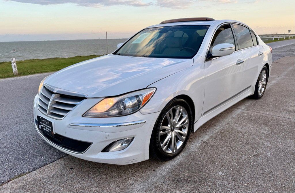 Hyundai Genesis