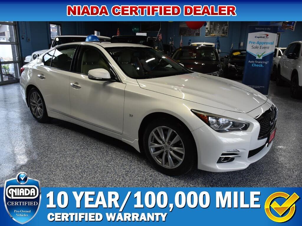 Infiniti Q50