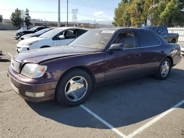 Lexus LS