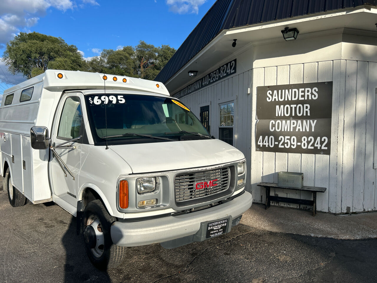 GMC Savana