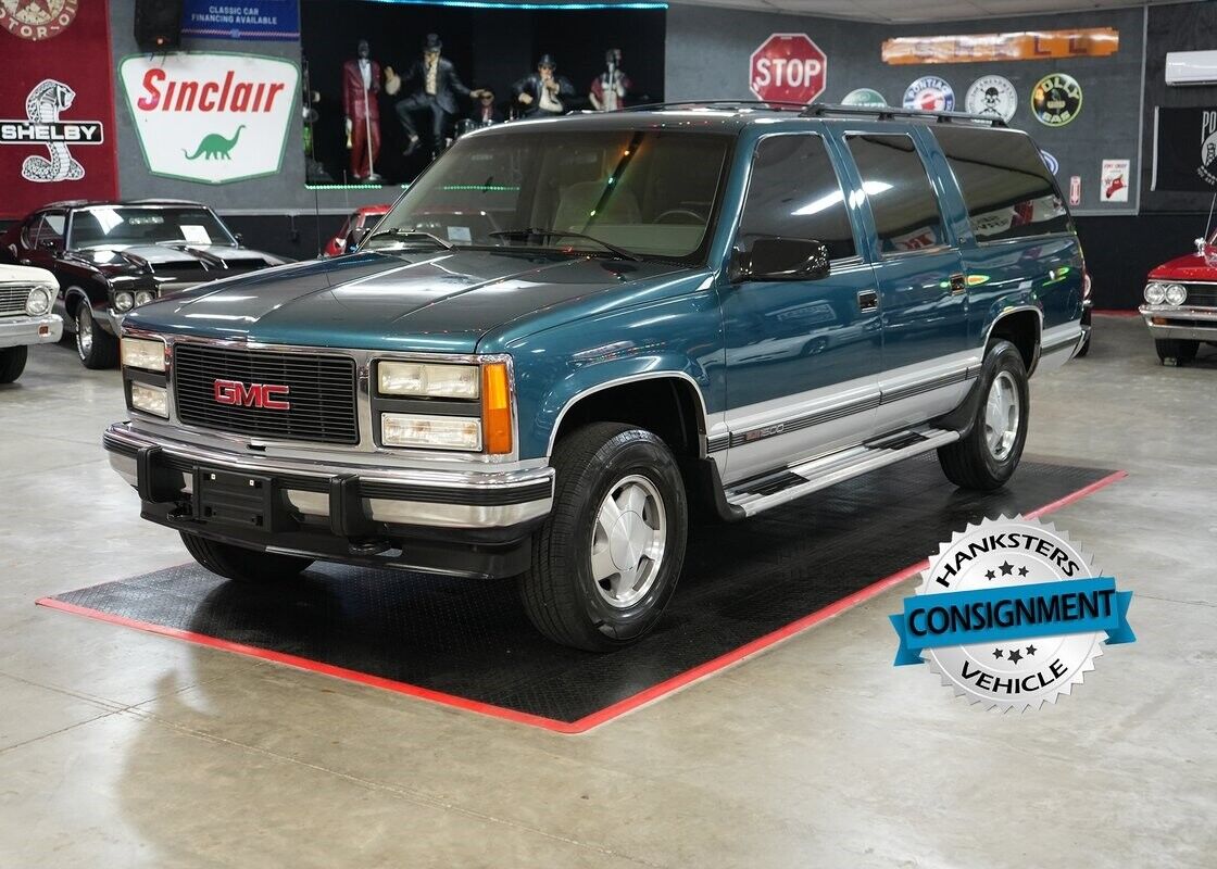 GMC Suburban