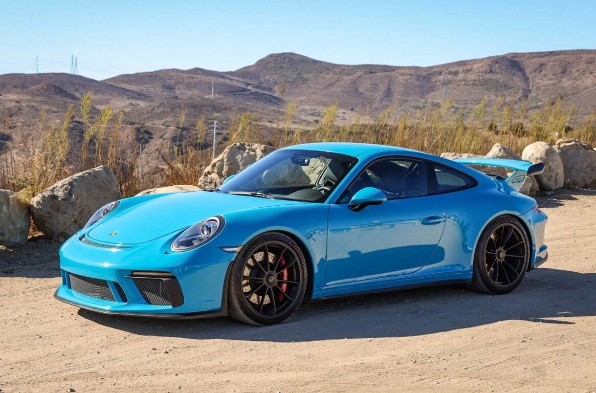 PORSCHE