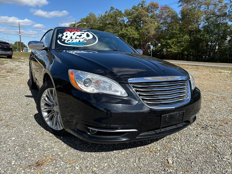 Chrysler 200