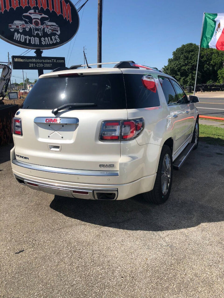 GMC Acadia