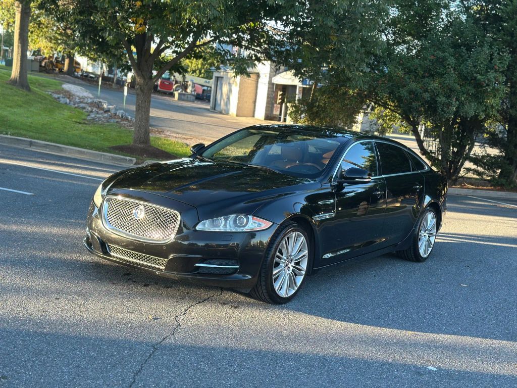 2011 JAGUAR XJ