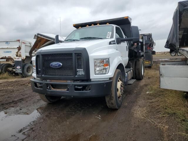 Ford F-750