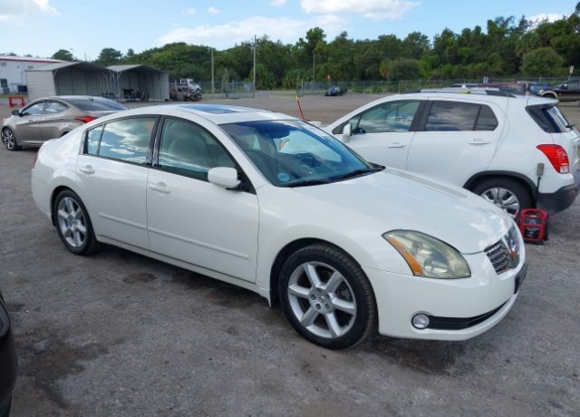 Nissan Maxima