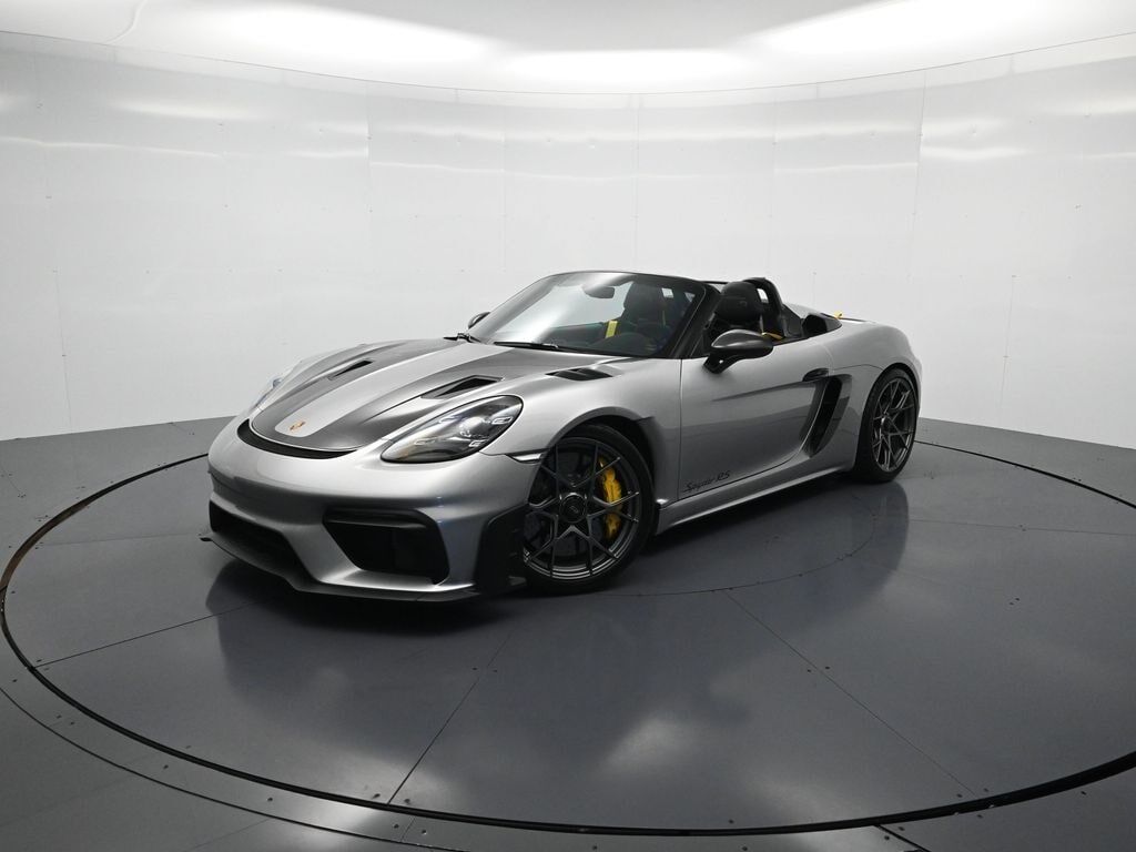 2025 PORSCHE 718