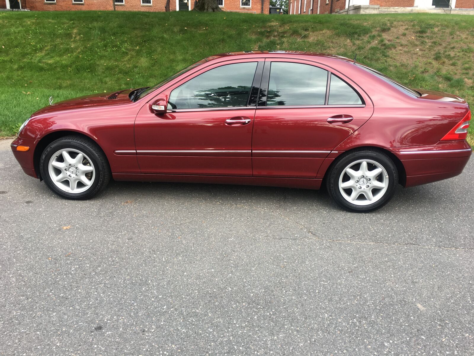 Mercedes-Benz C-Class
