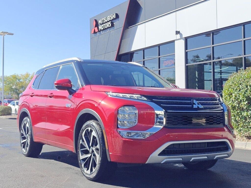 2025 MITSUBISHI Outlander