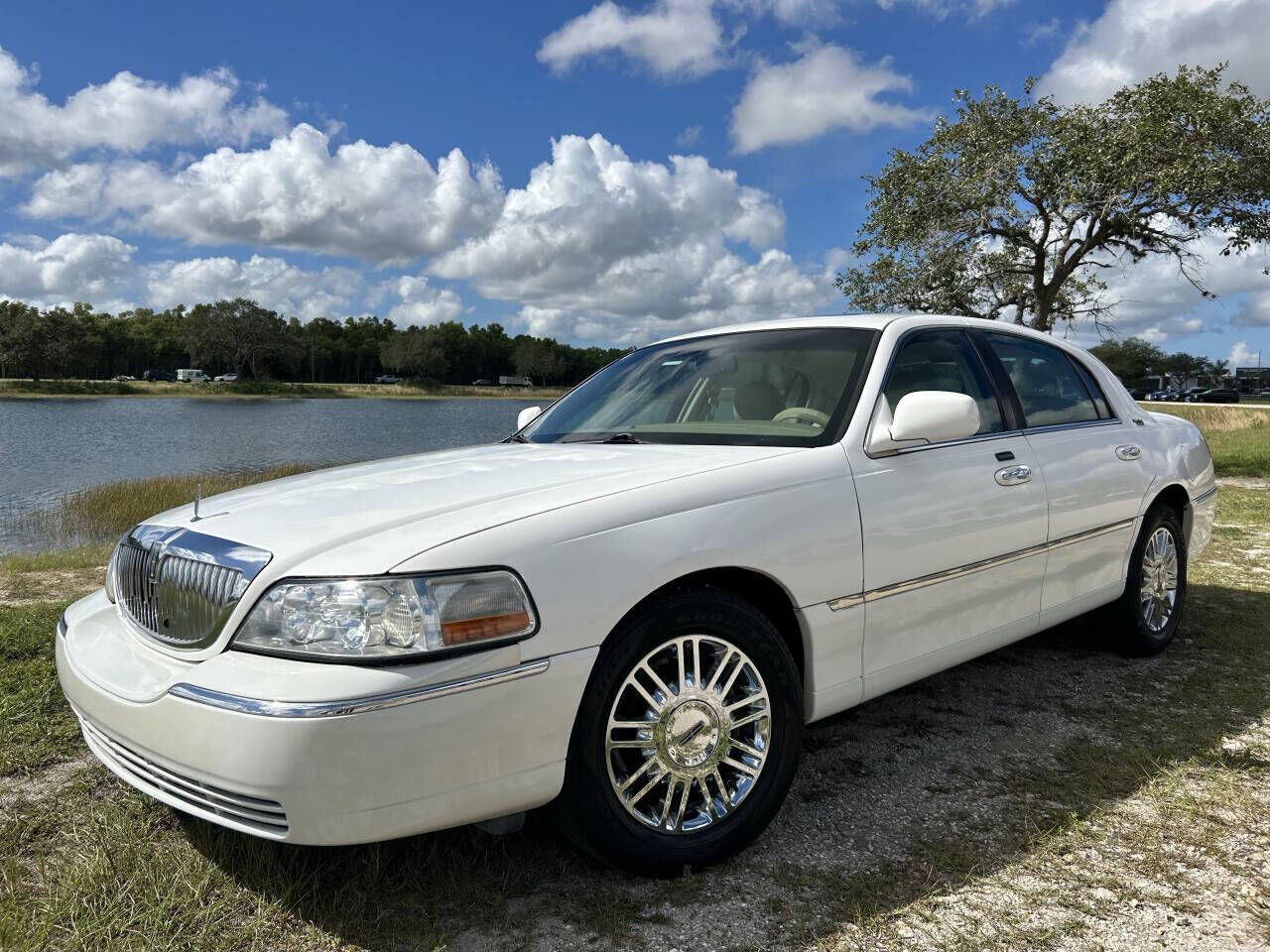 Lincoln Town Car