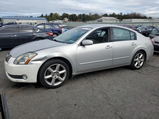 Nissan Maxima