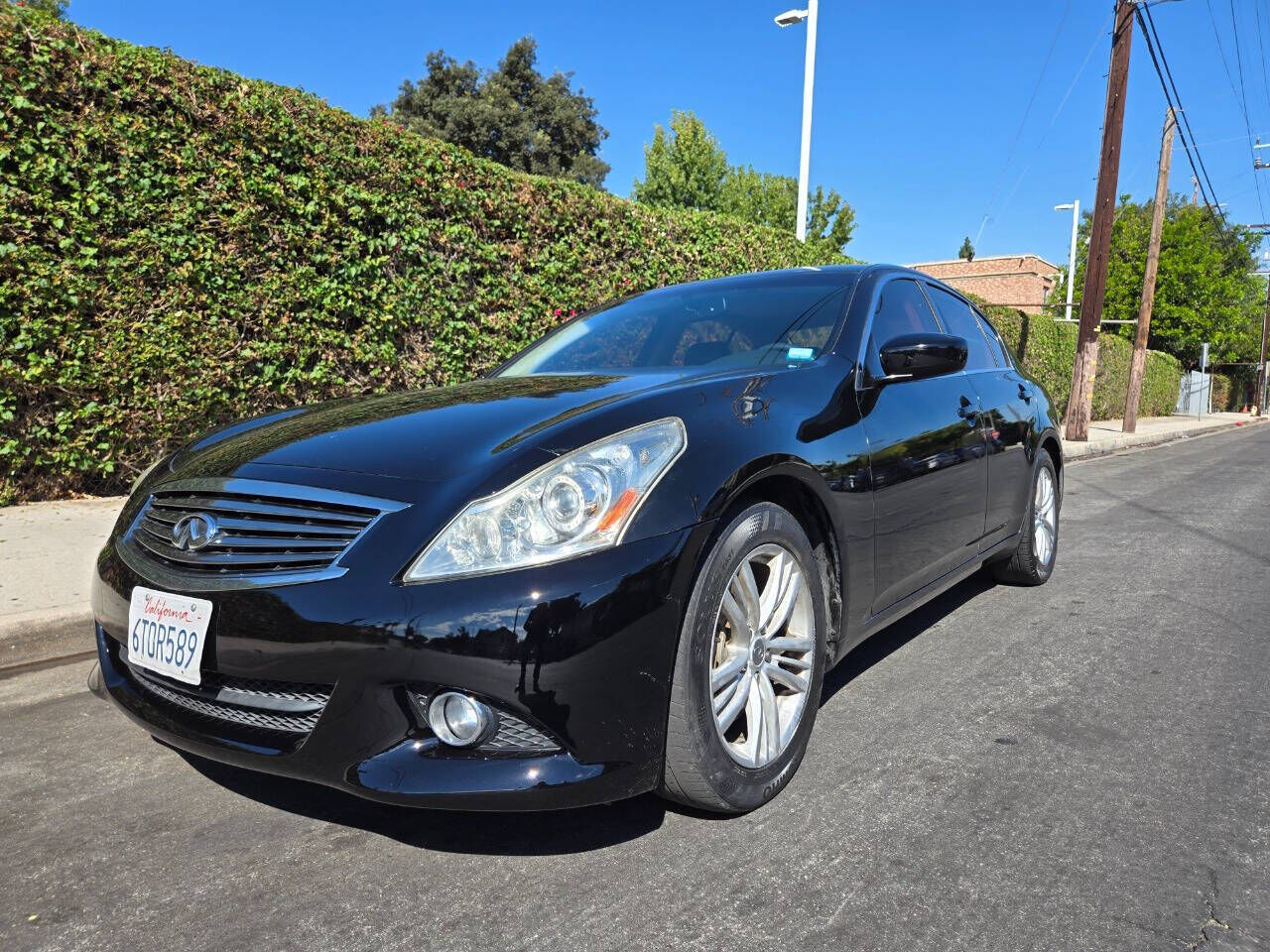 Infiniti G37