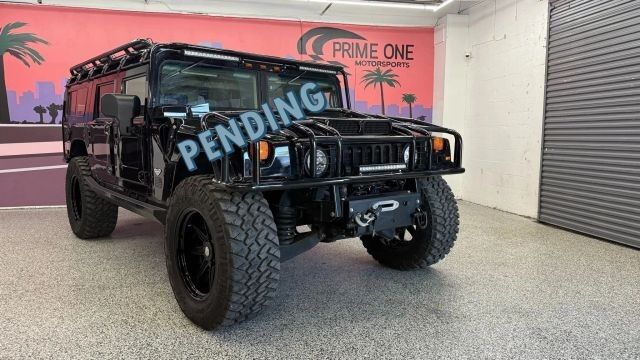 HUMMER H1