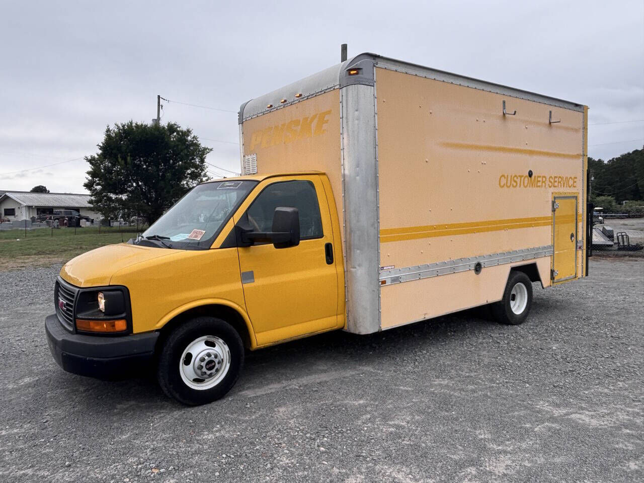 GMC Savana