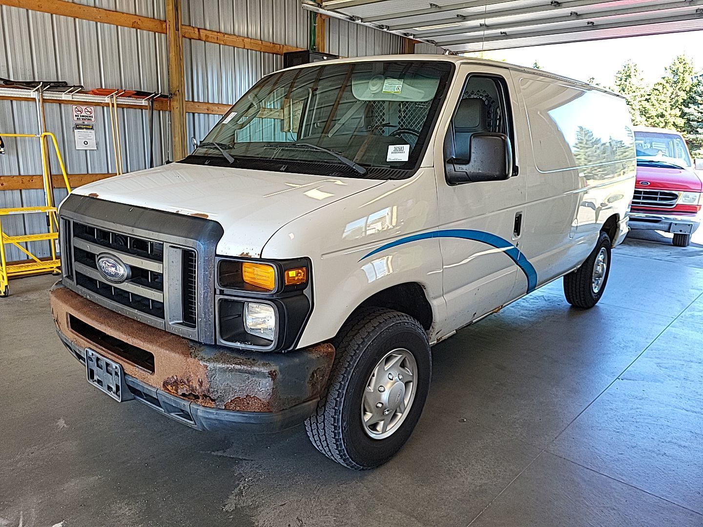 Ford E-250