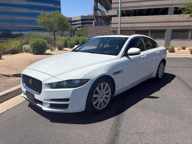 2019 JAGUAR XE