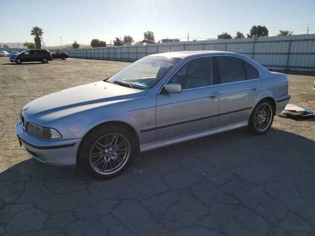 BMW 540i