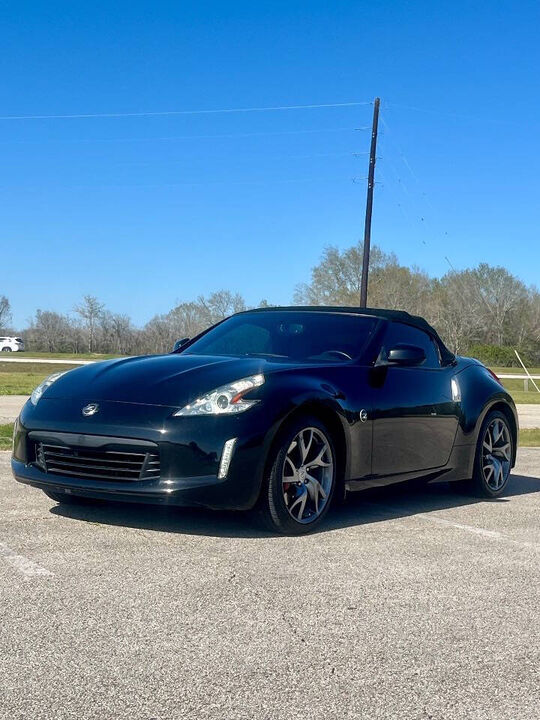 2014 NISSAN 370Z