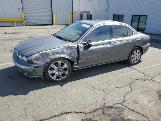 Jaguar X-Type