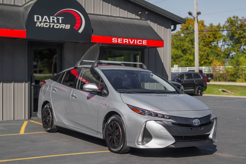 2019 TOYOTA Prius