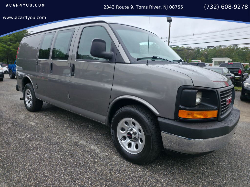 GMC Savana