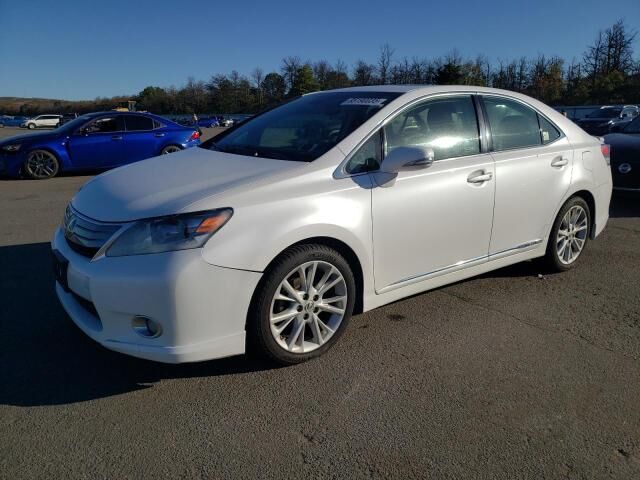 Lexus HS
