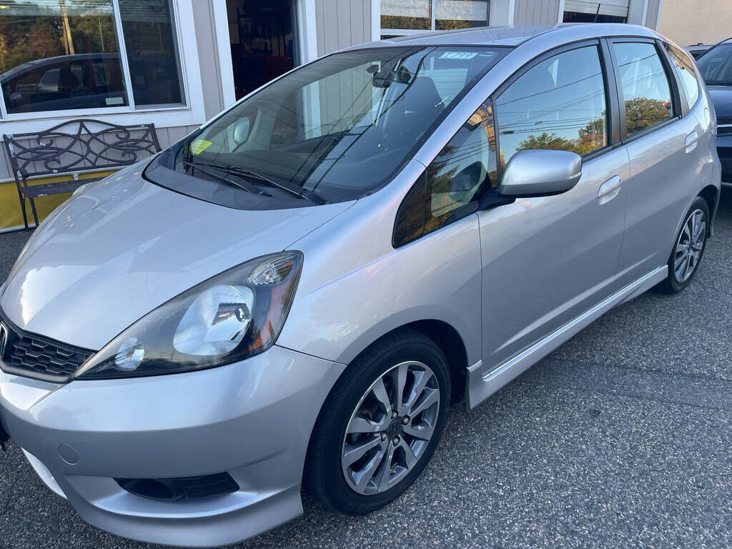 2012 HONDA Fit