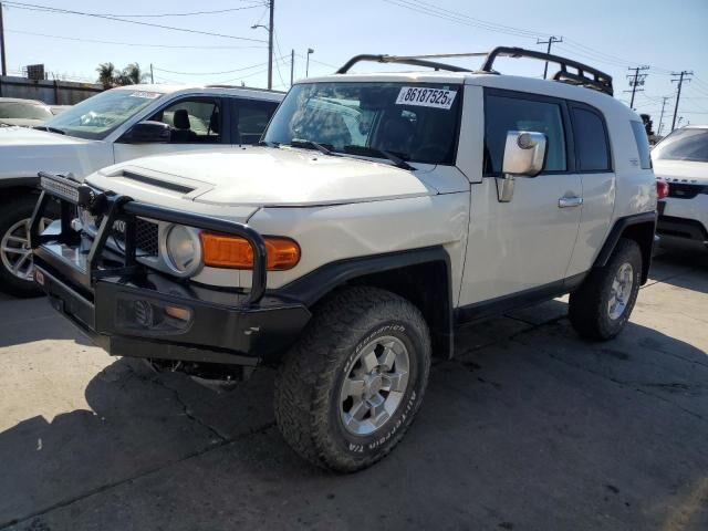 Toyota FJ Cruiser