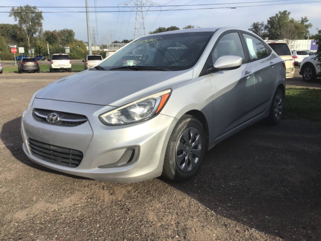 2015 HYUNDAI Accent