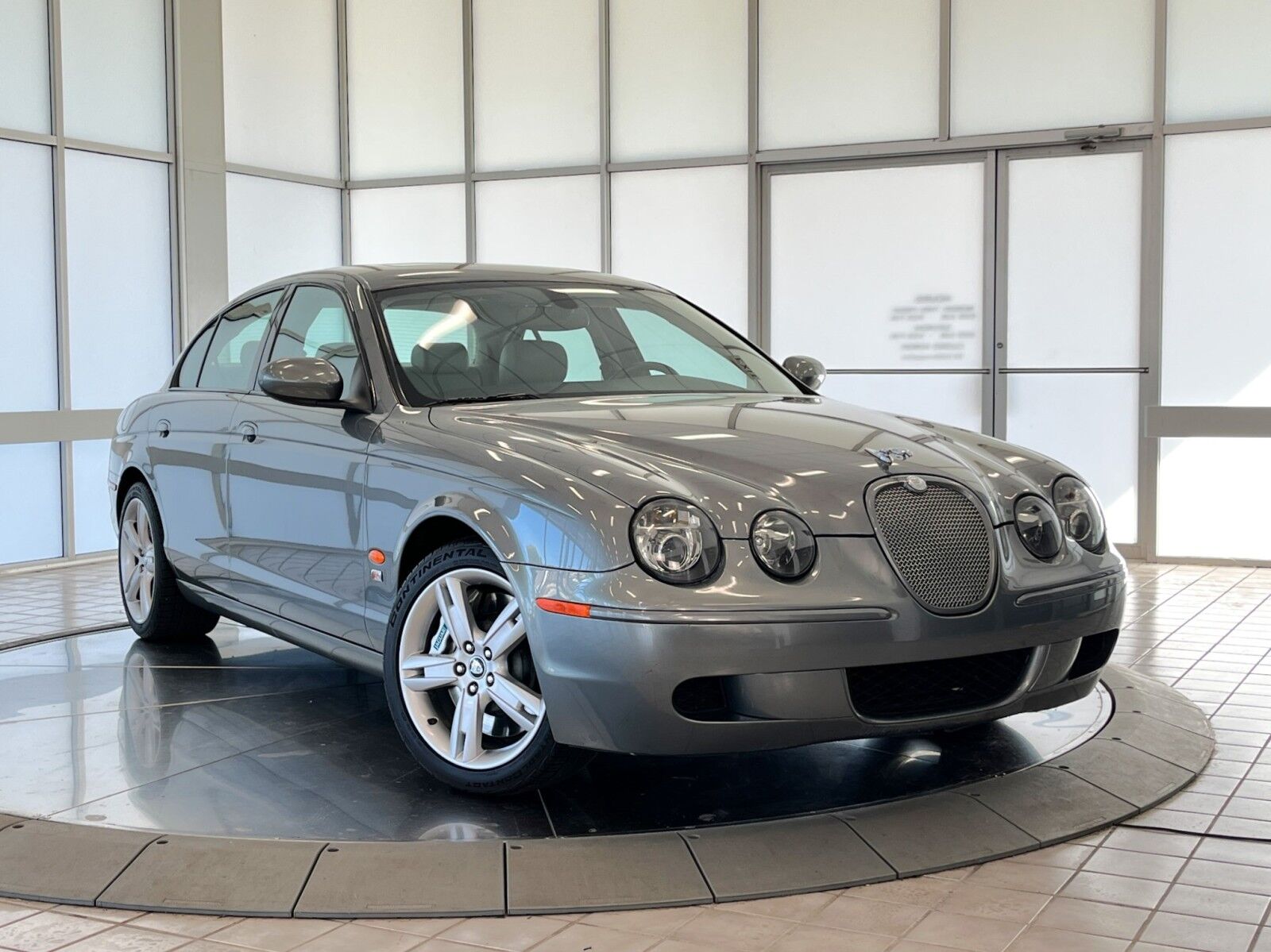 Jaguar S-Type
