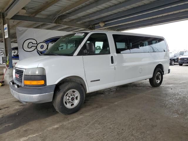 GMC Savana