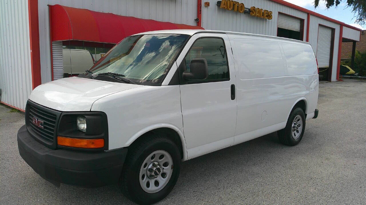 2013 GMC Savana