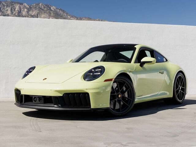 2025 PORSCHE 911
