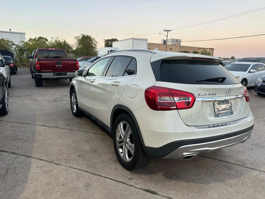 Mercedes-Benz GLA-Class
