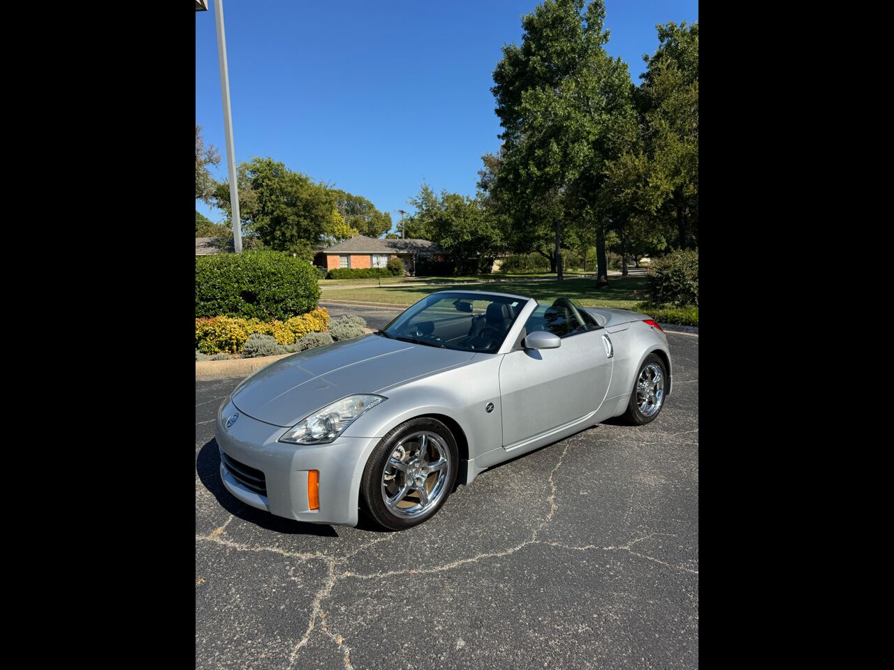 2006 NISSAN 350Z