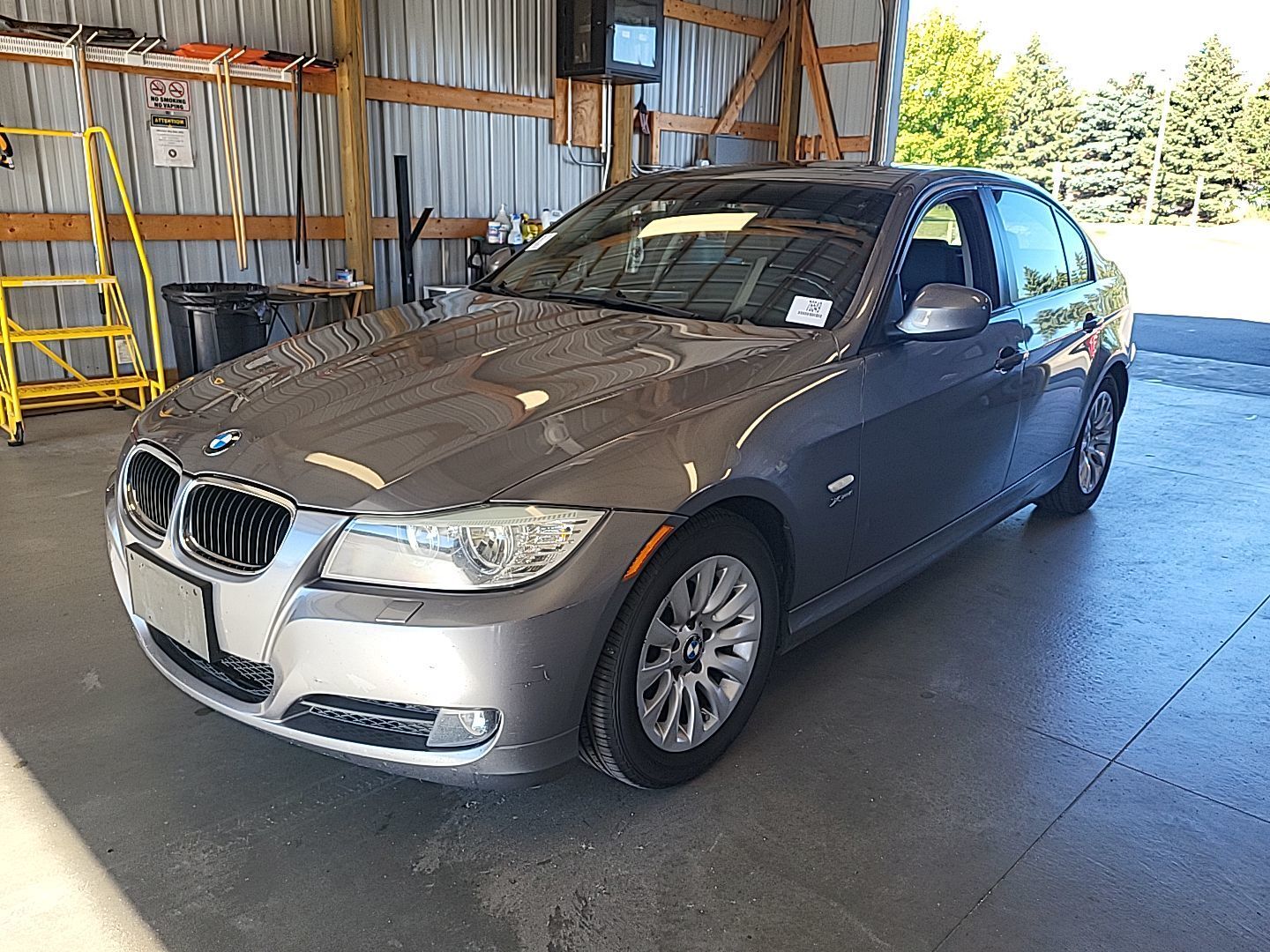 BMW 328i
