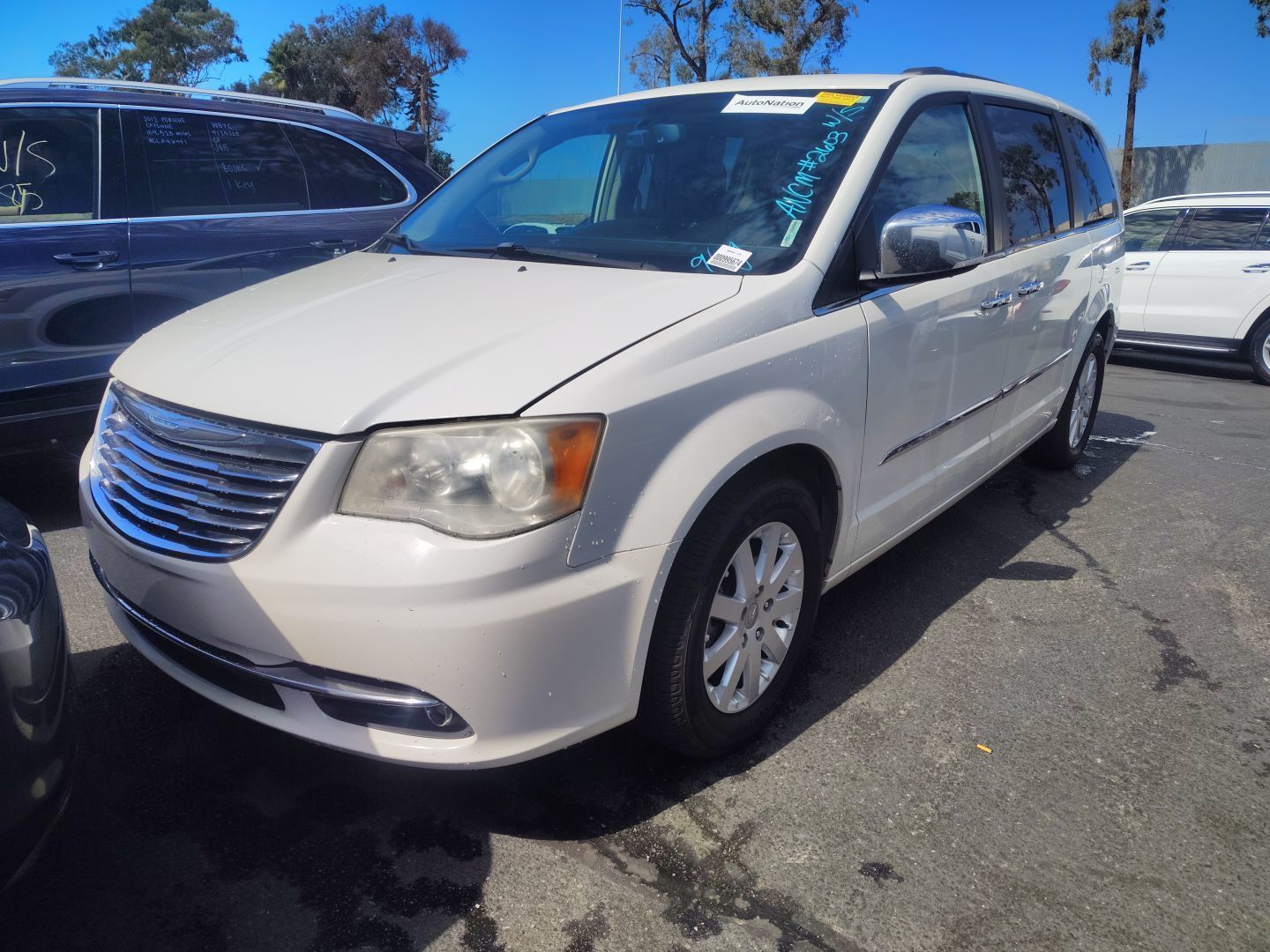 Chrysler Town and Country