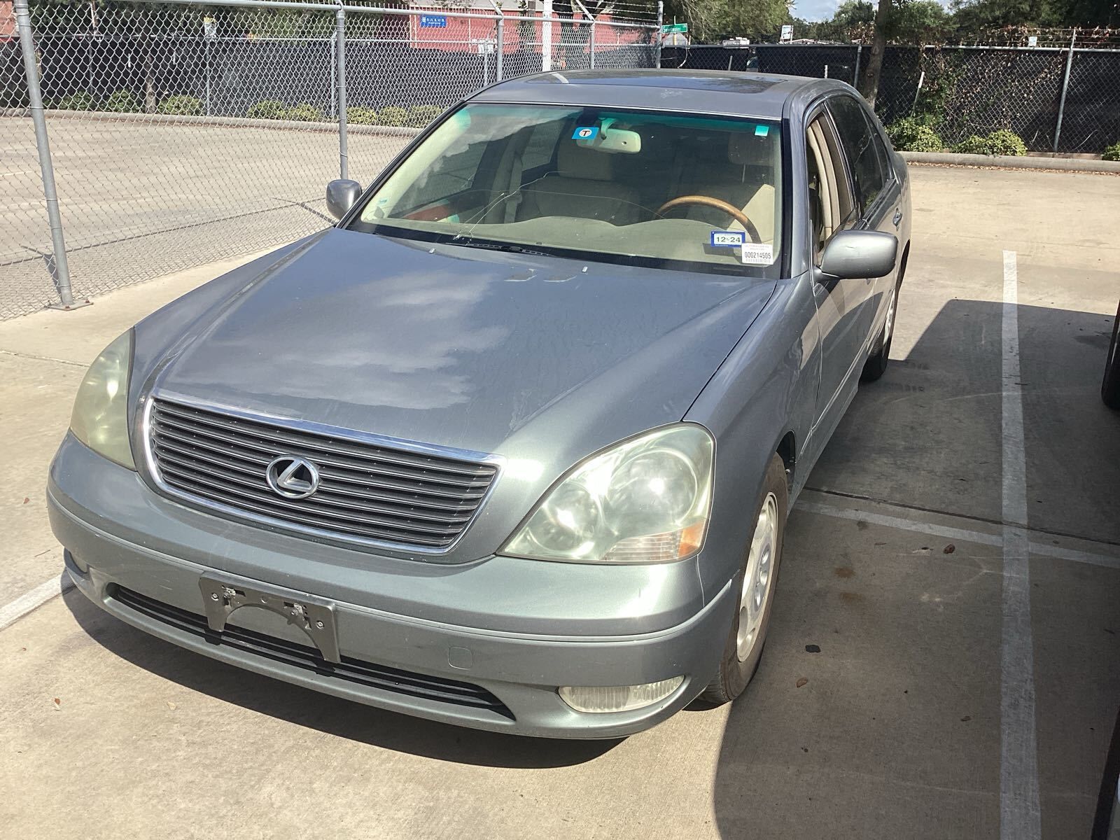 Lexus LS