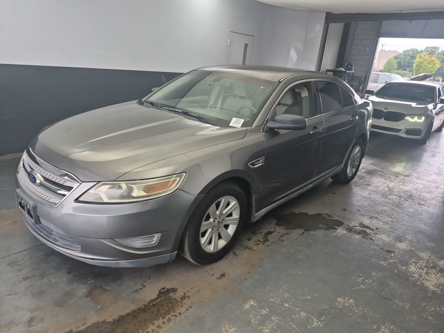 Ford Taurus