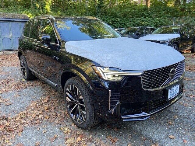 2026 VOLVO XC90