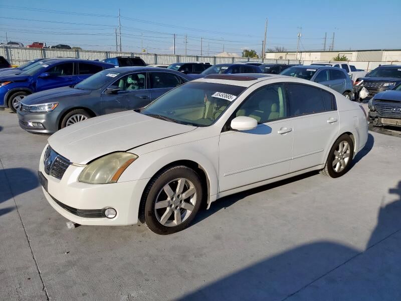 Nissan Maxima