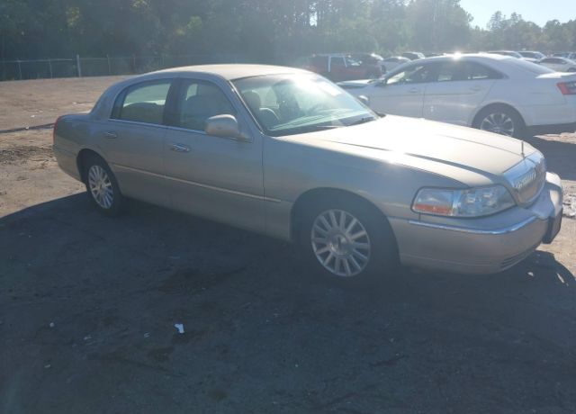 Lincoln Town Car