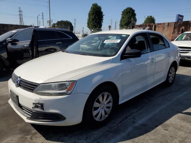 2013 VOLKSWAGEN Jetta