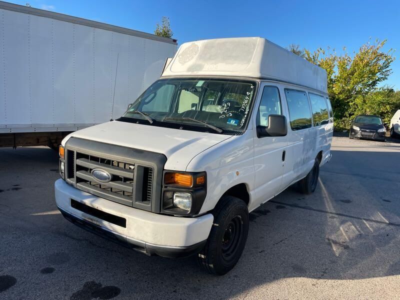 Ford E-250