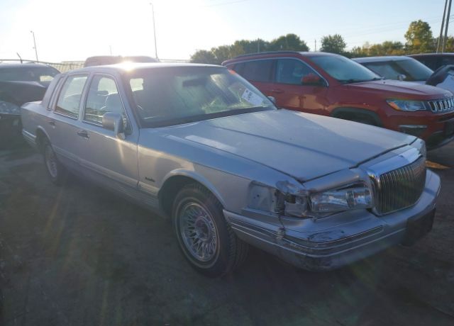 Lincoln Town Car